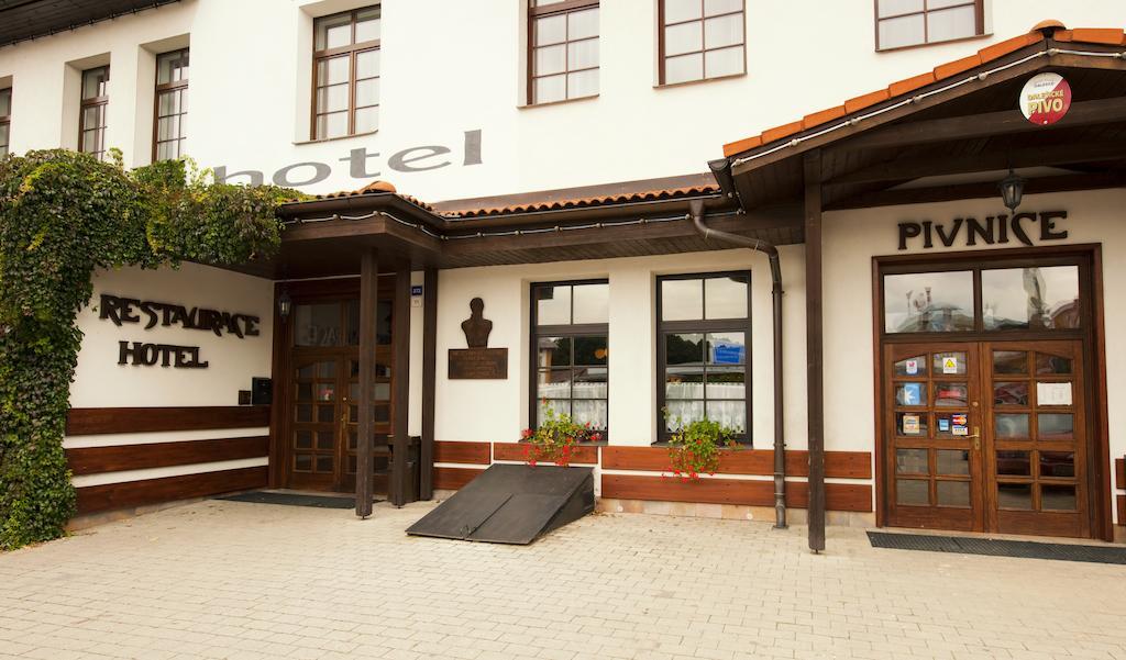 Hotel Hajcman Zdar Nad Sazavou Exterior photo